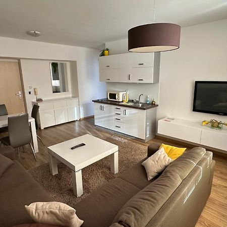 2 room Apartment with balcony, Apartmány Liptov Liptovský Mikuláš Exterior foto
